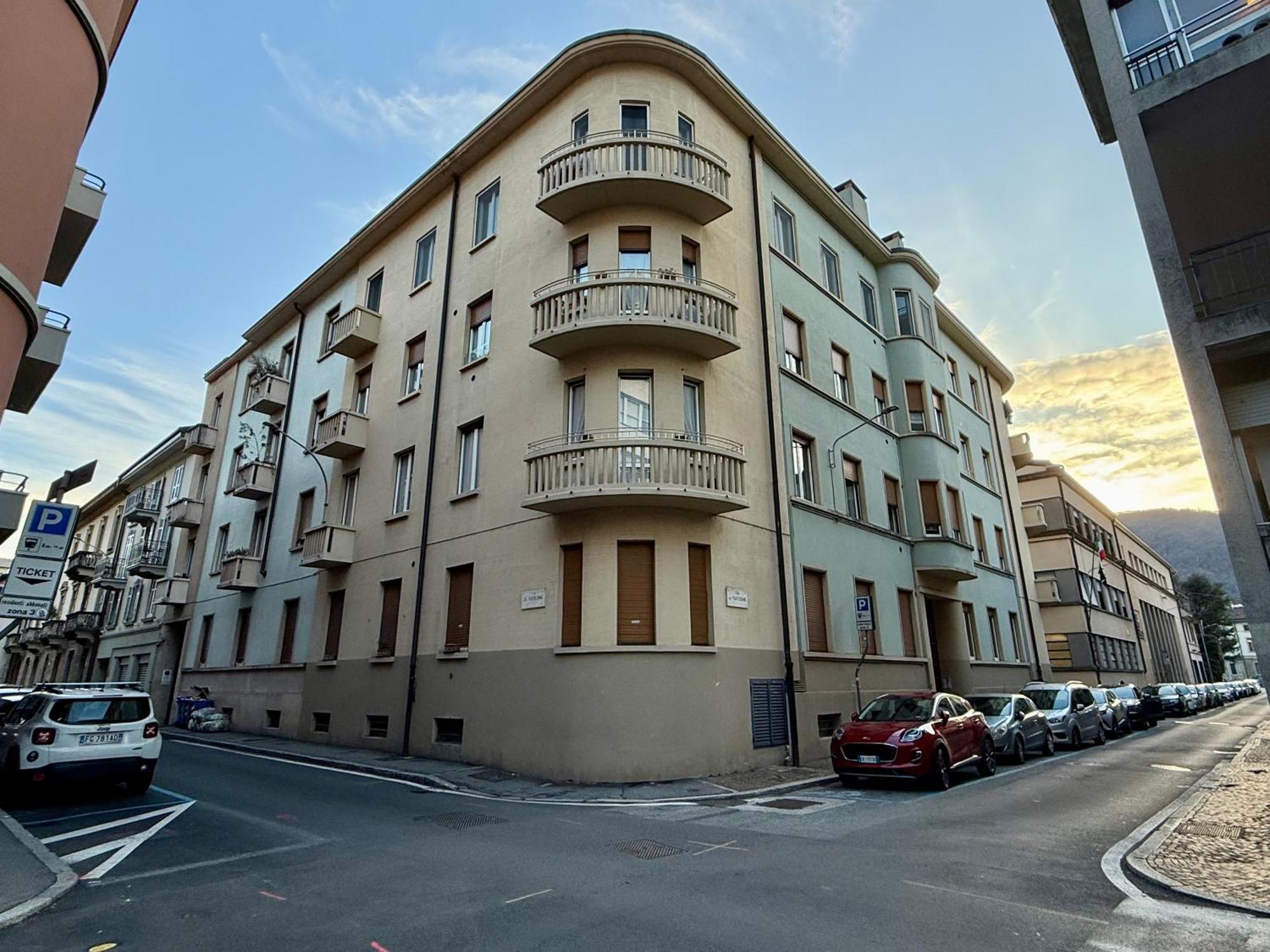 Comoluxhouse- Intero Appartamento Dış mekan fotoğraf